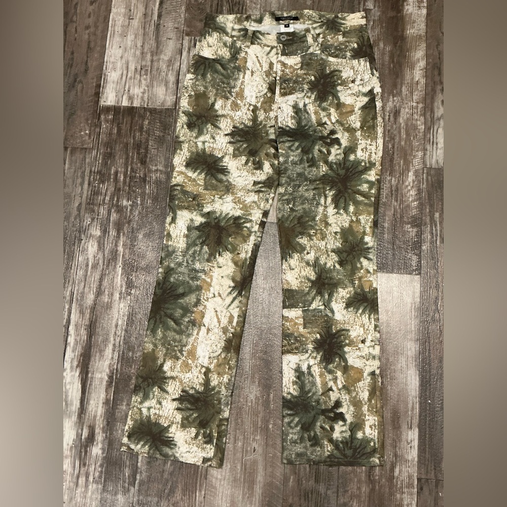 NWOT Karen Kane Green and Brown Patterned Pants Size 10